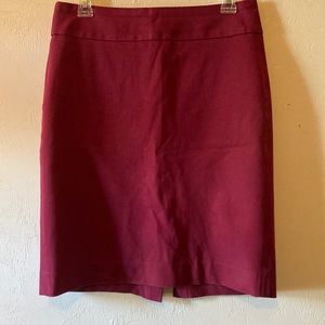 *SOLD* Banana Republic Pencil Skirt Maroon Size 6